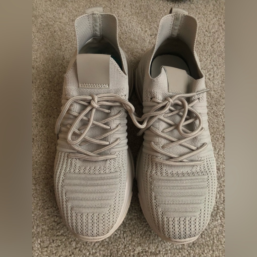 Light Tan Tennis Shoes